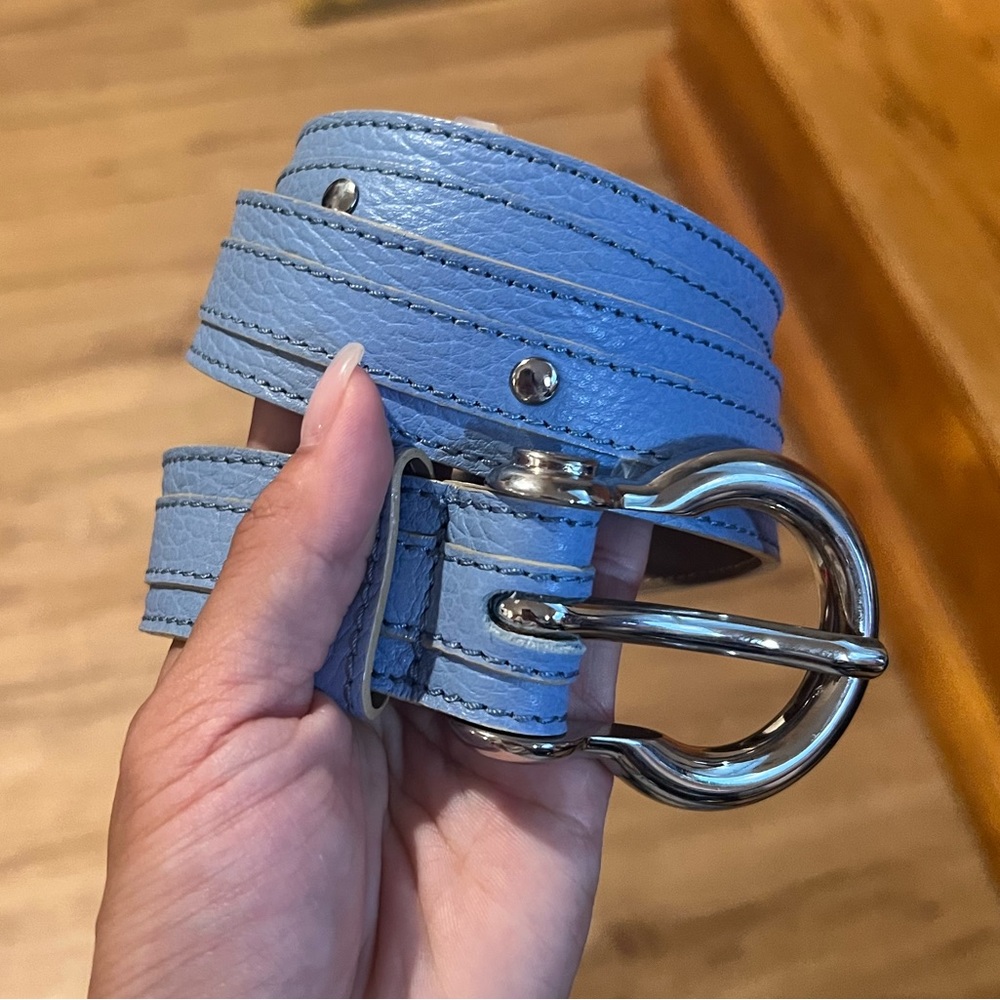 Burberry belt - like new